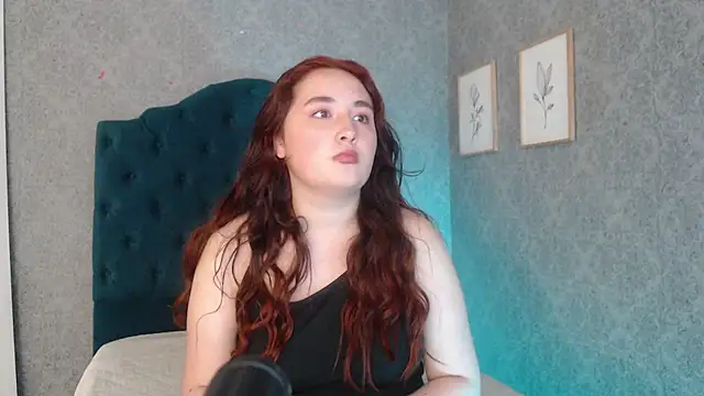 Snapshot of Vic_Taylor chatting on 12.02.25 Vic Taylor online show from 12.02.25