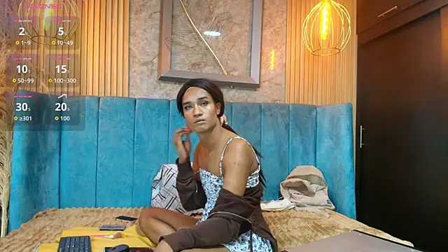 Snapshot of briannyte25 chatting on 10.14.25 briannyte25 online show from 10.14.25