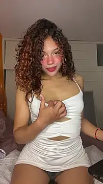 PrettyLia online show from 10.26.25