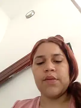 Snapshot of abysaenz chatting on 10.18.25 abysaenz online show from 10.18.25