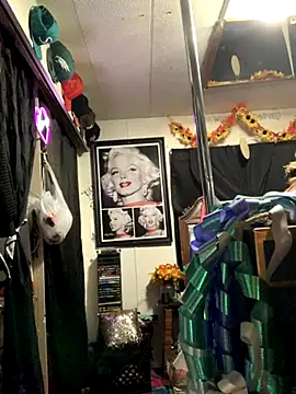 blondebarbiebae online show from 09.30.25