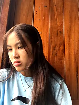 Mai lovely online show from 11.10.25