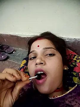 Snapshot of Mahek_love143 chatting on 05.24.26 Mahek love143 online show from 05.24.26