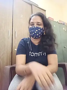 Snapshot of tamil_Boomika chatting on 05.27.26 tamil Boomika online show from 05.27.26