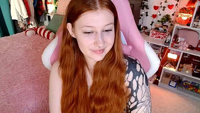 Ayla Hicks online show from 04.14.26