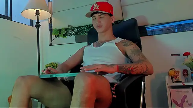 damian xxxl online show from 11.15.25