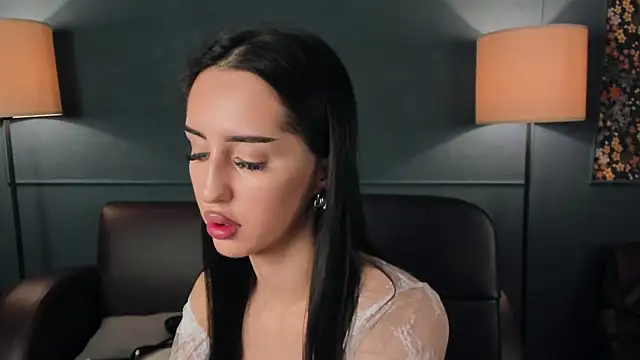 LisaFoxie online show from 10.19.25