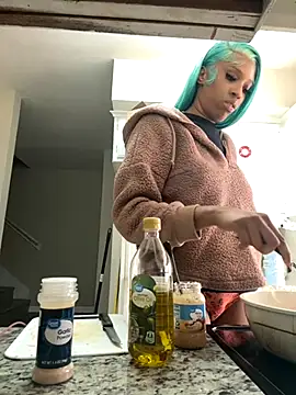 Snapshot of YeahhhitsBreezy chatting on 11.02.25 YeahhhitsBreezy online show from 11.02.25