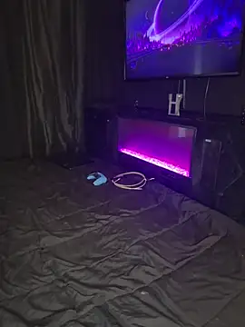 YeahhhitsBreezy online show from 01.13.26