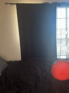 YeahhhitsBreezy online show from 02.26.26