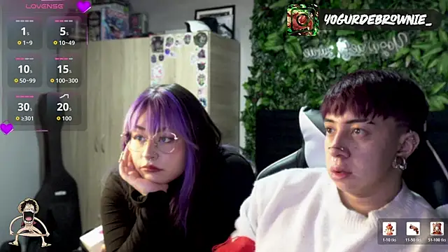 Snapshot of Iluromi chatting on 02.05.26 Iluromi online show from 02.05.26