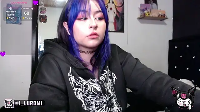 Snapshot of Iluromi chatting on 03.11.26 Iluromi online show from 03.11.26