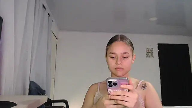 LittleCheerry69 online show from 03.04.26