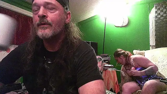 HippieDad333 online show from 04.14.26