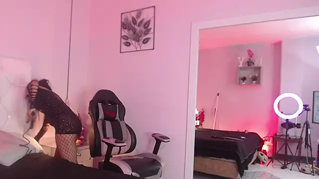 Snapshot of Liv20_ chatting on 01.15.26 Liv20 online show from 01.15.26