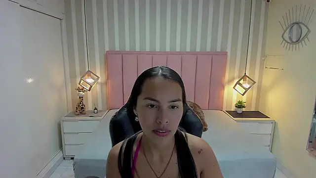 Snapshot of SAMANTHABENET chatting on 02.26.26 SAMANTHABENET online show from 02.26.26