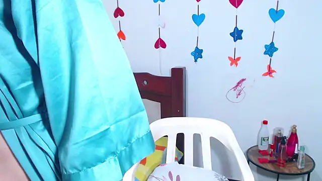 lorenacapelli online show from 04.12.26