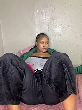 Snapshot of Bellabootie chatting on 02.16.26 Bellabootie online show from 02.16.26