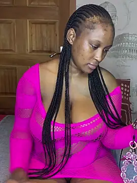 Snapshot of Bellabootie chatting on 04.10.26 Bellabootie online show from 04.10.26