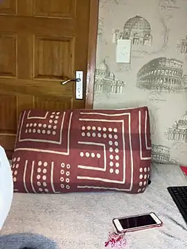 Snapshot of Bellabootie chatting on 04.14.26 Bellabootie online show from 04.14.26