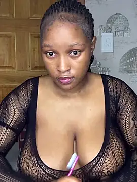 Snapshot of Bellabootie chatting on 04.16.26 Bellabootie online show from 04.16.26