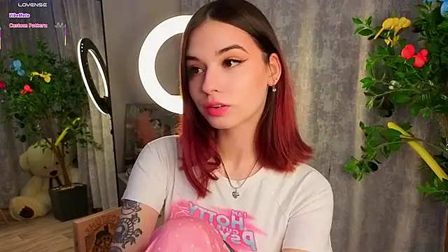 LunaraRada online show from 02.06.26