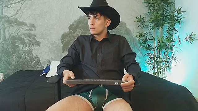 Snapshot of Axel_Draven chatting on 01.16.26 Axel Draven online show from 01.16.26