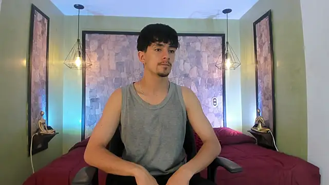 Snapshot of Axel_Draven chatting on 02.25.26 Axel Draven online show from 02.25.26