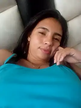 Snapshot of NileveSantanna chatting on 09.24.25 NileveSantanna online show from 09.24.25