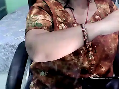 BABITA KUMARII online show from 04.11.26