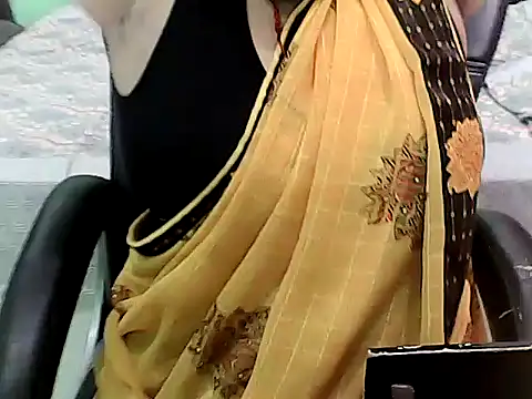 Snapshot of BABITA_KUMARII chatting on 05.14.26 BABITA KUMARII online show from 05.14.26