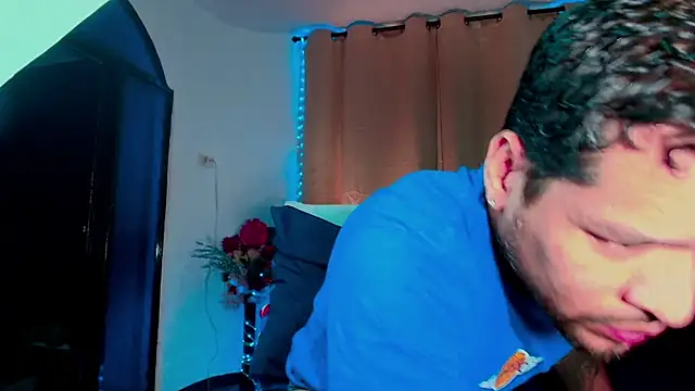 LucasGaeel online show from 11.25.25