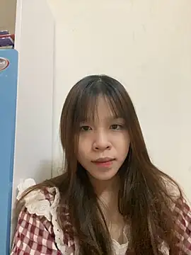 Hanaa07  online show from 10.15.25