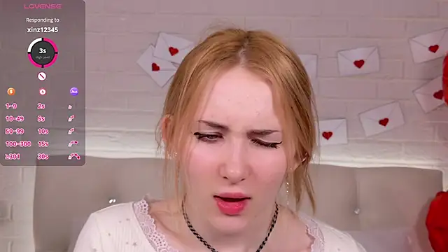 Snapshot of LiraKink chatting on 02.13.26 LiraKink online show from 02.13.26