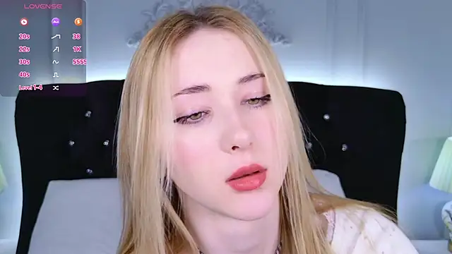 LiraKink online show from 03.26.26