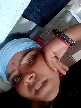 Snapshot of Cuty_nensi chatting on 10.07.25 Cuty nensi online show from 10.07.25