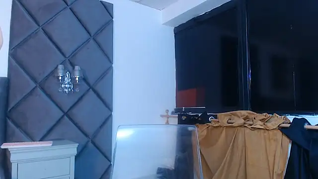 WendyChantal online show from 10.15.25