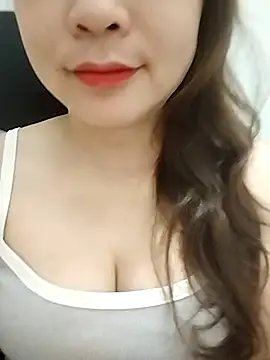 Snapshot of Girl_Shy2000 chatting on 04.29.26 Girl Shy2000 online show from 04.29.26