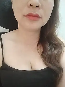 Snapshot of Girl_Shy2000 chatting on 05.24.26 Girl Shy2000 online show from 05.24.26