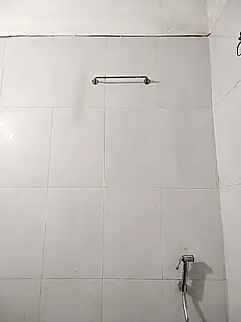 Ilhaamgrey online show from 10.04.25