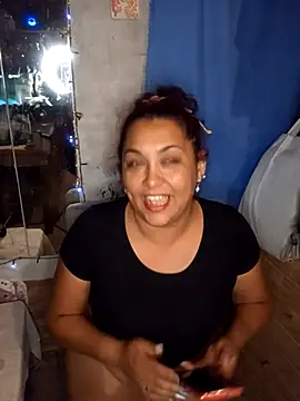 Snapshot of Lobizona chatting on 01.12.26 Lobizona online show from 01.12.26