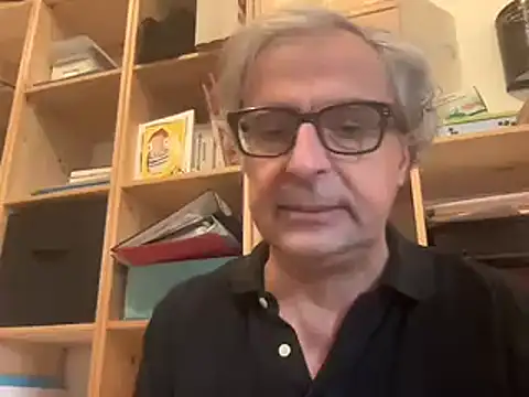 Snapshot of chtentation chatting on 11.30.25 chtentation online show from 11.30.25