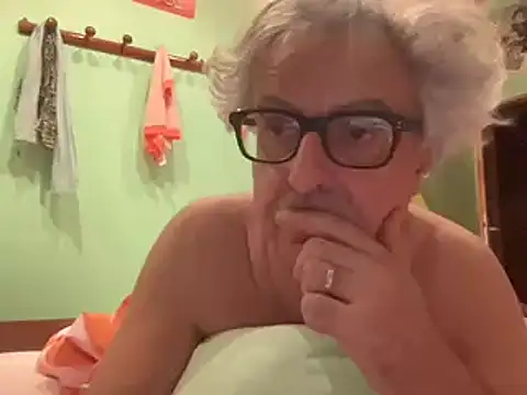 Snapshot of chtentation chatting on 02.02.26 chtentation online show from 02.02.26