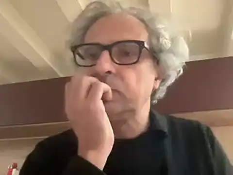 Snapshot of chtentation chatting on 02.17.26 chtentation online show from 02.17.26