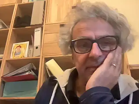 Snapshot of chtentation chatting on 02.24.26 chtentation online show from 02.24.26