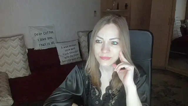 Tiffany Bates online show from 03.16.26