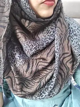 Miss Rose   online show from 03.30.26