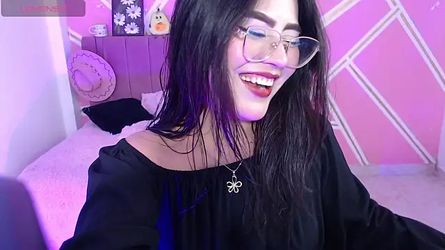 Snapshot of isa_bunny18 chatting on 02.11.26 isa bunny18 online show from 02.11.26