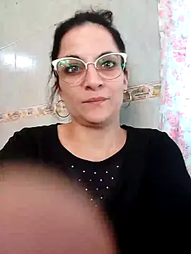 Snapshot of LOCURAINFINITA chatting on 09.24.25 LOCURAINFINITA online show from 09.24.25