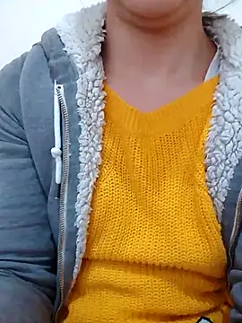 Snapshot of LOCURAINFINITA chatting on 10.30.25 LOCURAINFINITA online show from 10.30.25